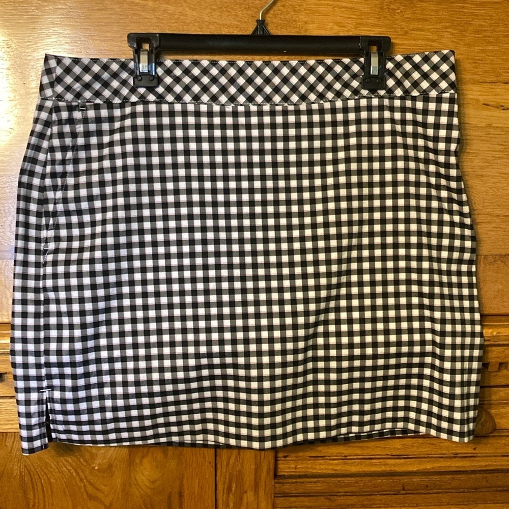 IZOD Preppy Old Money Golf Skort Black White Gingham Plaid Parisian Cottagecore - Picture 1 of 9